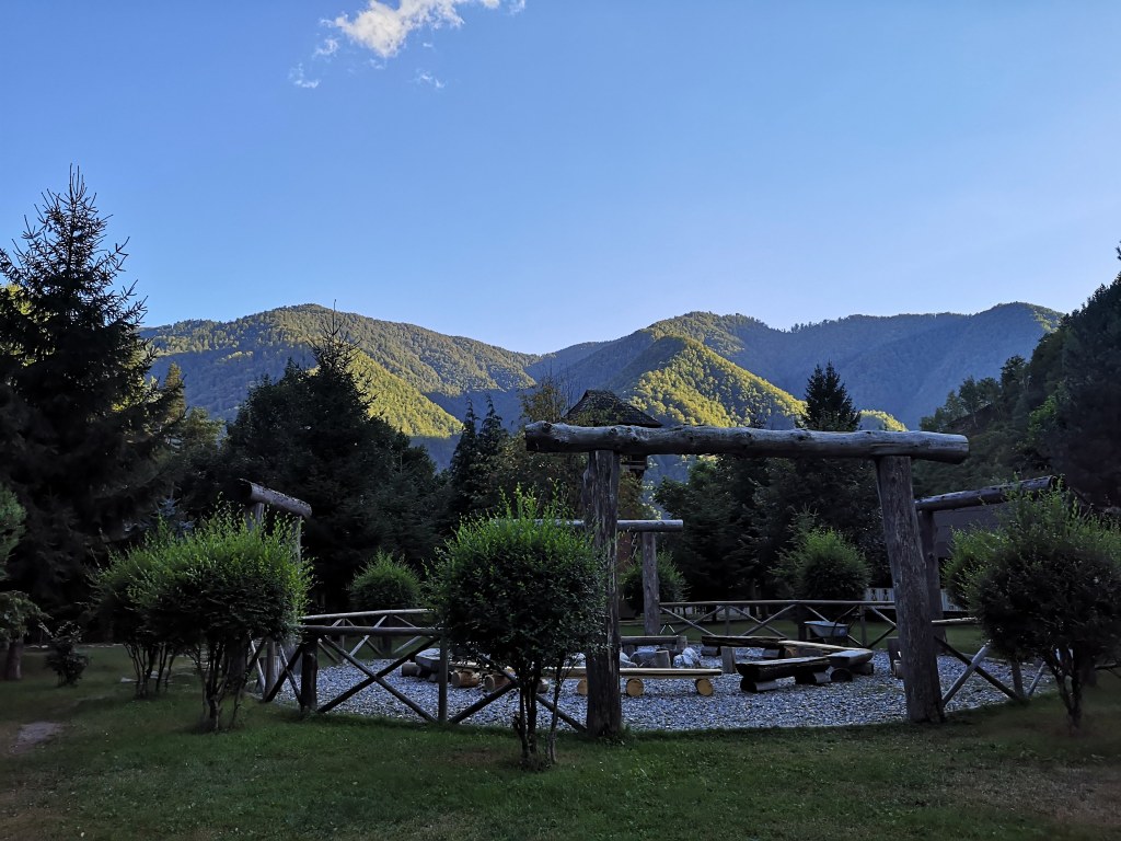 A cool resort @ Fratii Jderi