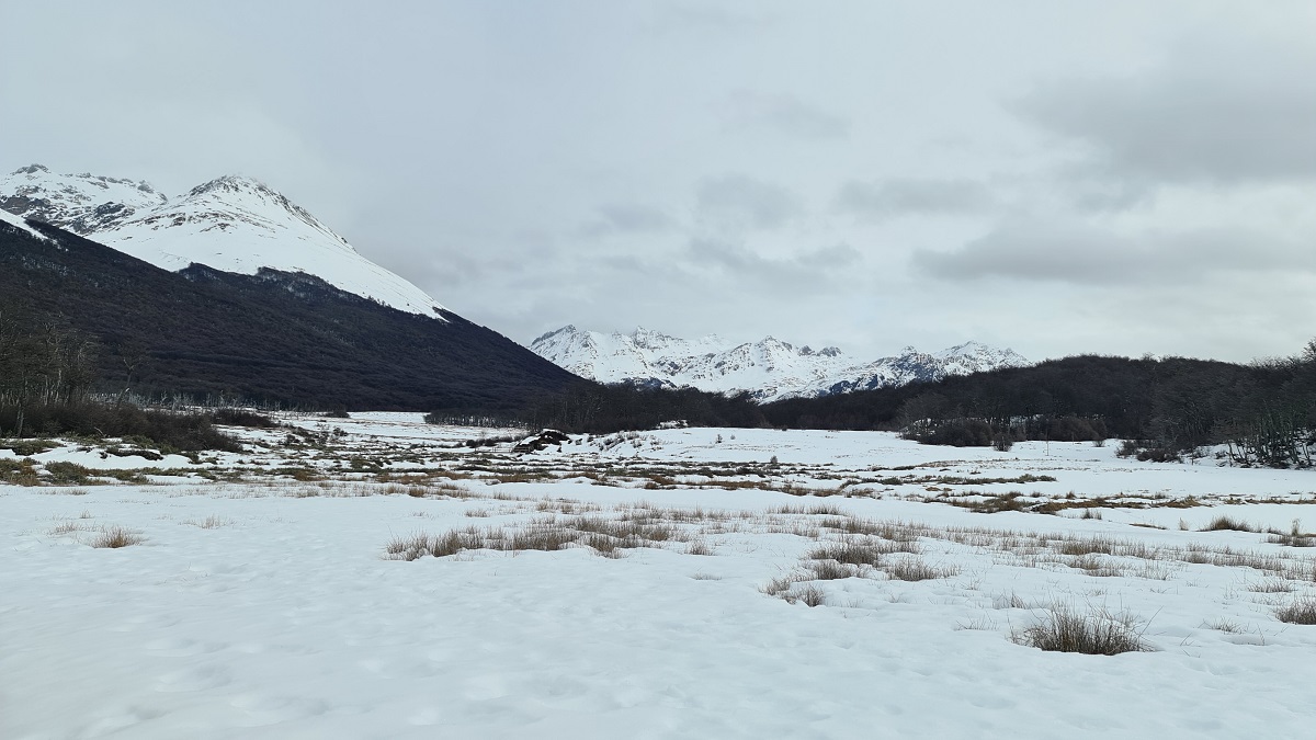 Views around Laguna Esmeralda
