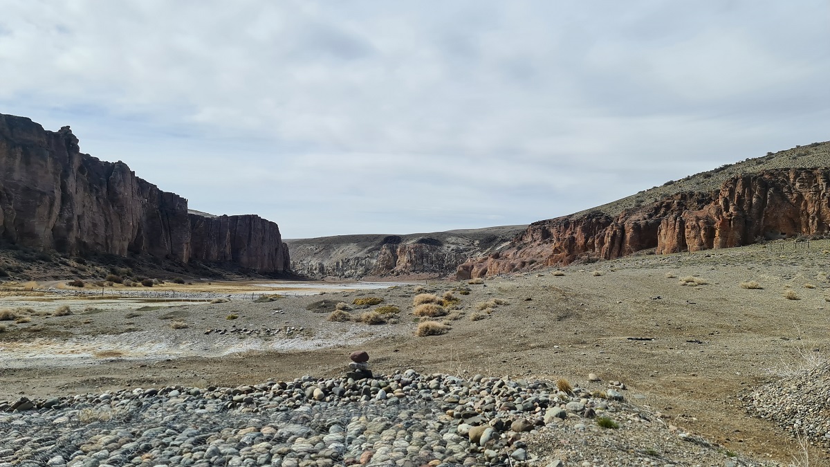 Around Cueva de las Manos