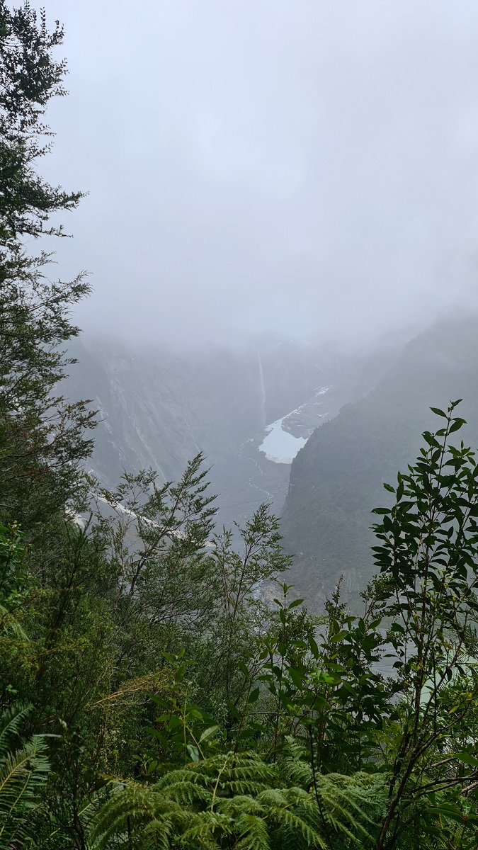 Ventisquero Colgante Glacier