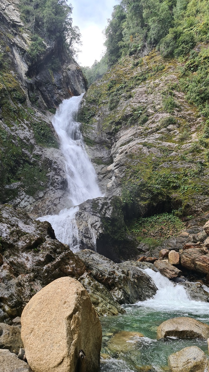 Chai Chai waterfall, Chaiten